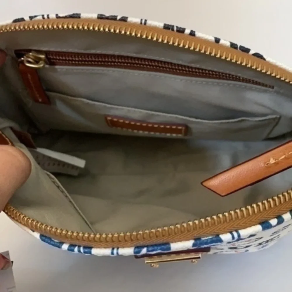 NWT. DOONEY & BOURKE Toronto Blue Jays